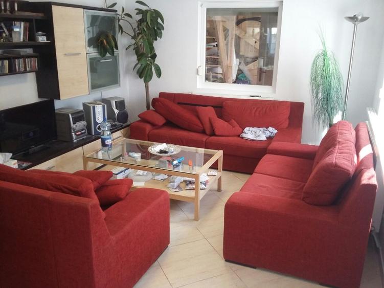 Casa de vanzare pentru 2 familii