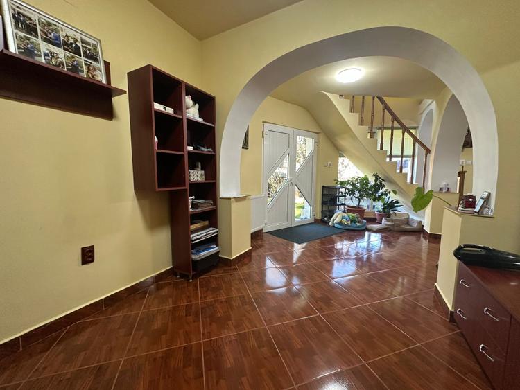 Casa Duplex 195 mp| 387 teren| zona Cetate