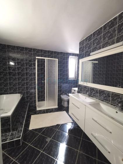 Apartament cu 3 camere de inchiriat, zona Gheorghe Doja, Oradea