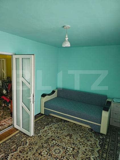 Apartament cu 3 camere, zona superba-Astra