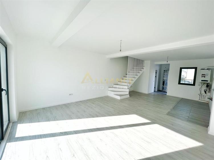 Vila tip duplex | P+1E+Pod | 3 camere | 2 bai