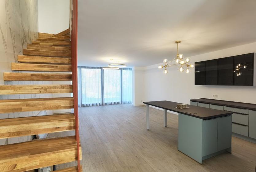 PRIMA INCHIRIERE!VILA NOUA de colt, finisaje premium, garaj