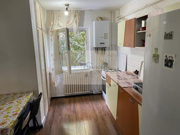 3 camere/ 2 bai / Garaj / Zorilor