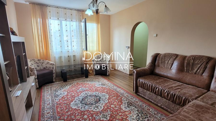 Vânzare apartament 3 camere, renovat, Aleea Plopilor, Târgu Jiu