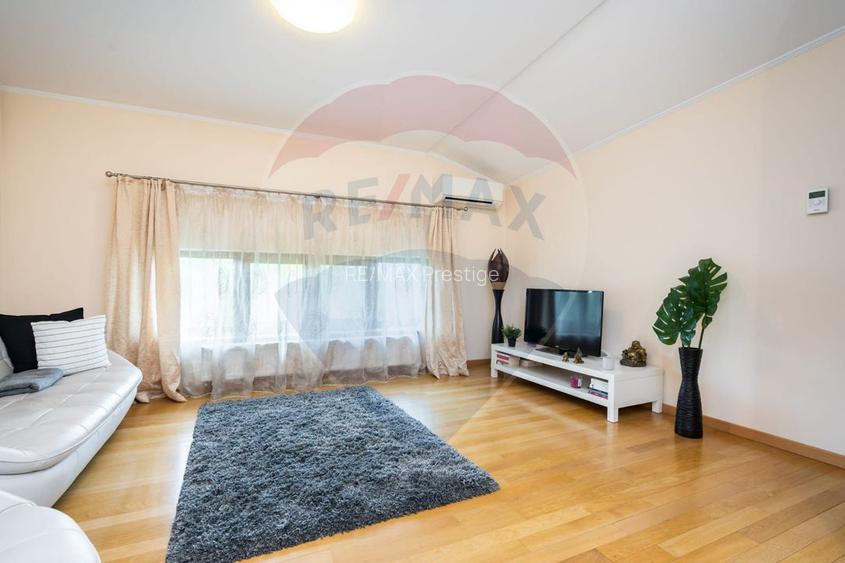 Vilă premium 11 camere | Dămăroaia | saună | fitness | teren 1.000mp - 14