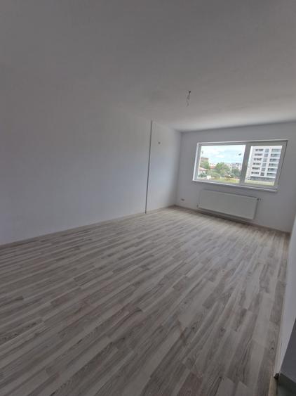 Apartament 3 camere decomandat* strada privata * mutare rapida