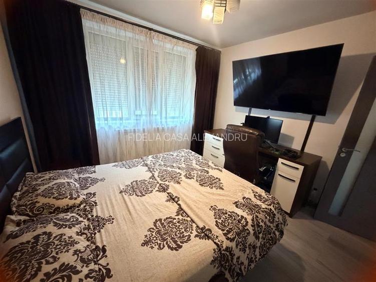 Apartament cu 3 camere decomandat Alexandru 74 mp - 12