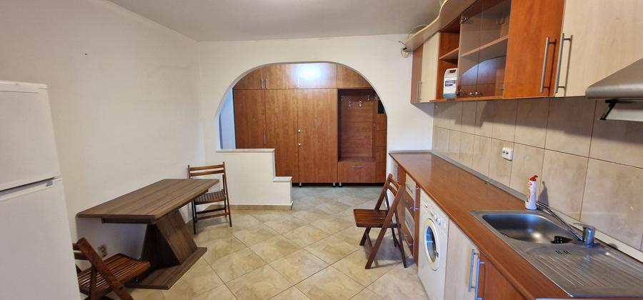 Apartament 4 camere, 2bai , 102 mp zona BCR