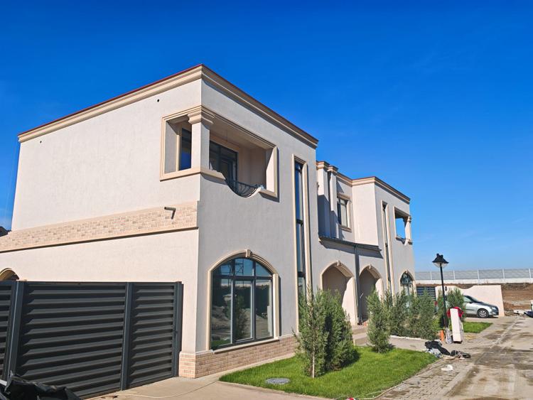 Casa ta verde din comuna Berceni Padurea Craiului.