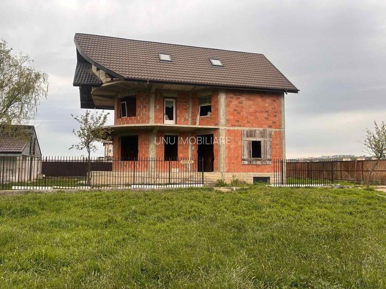 Teren intravilan 500 mp de vânzare Iași - Zona Apărătorii Patriei / Șes Bahlui, lângă Mall Moldova și Cartier Dacia - 50 euro/mp - 5