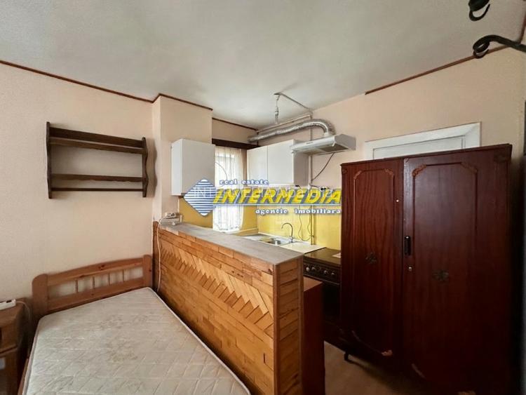 Inchiriere Casa Mobilata 6 Camere CETATE pretabila pentru muncitori - 8