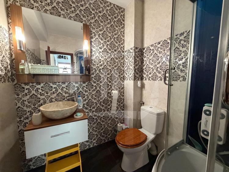 Casa cu 4 camere, garaj, gradina, in Buna Ziua