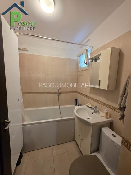 Apartament 2 camere Eroii Revoluției, str. Ghimpați, cf. I, decomandat, 50mpu - 9