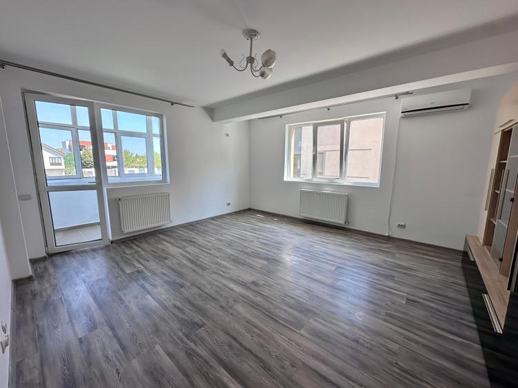 Apartament de 2 camere cu loc de parcare inclus, Metrou Dimitrie Leonida