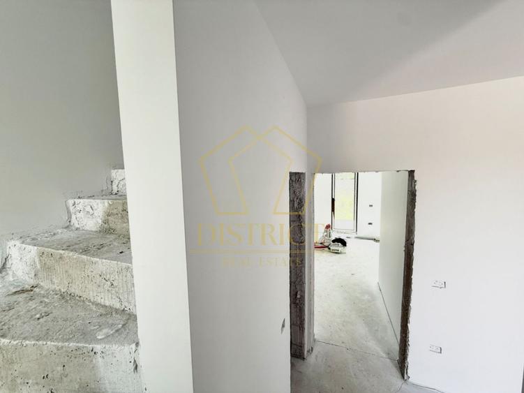 Duplex spatios cu 4 camere | Covaci