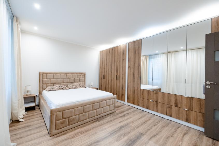 Apartament deosebit 3 camere, etaj 1, termoteca - central