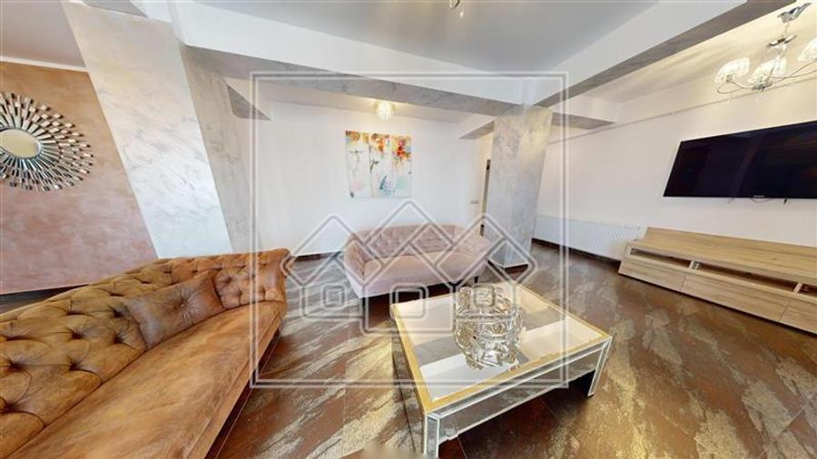 Penthouse superb in Strand, imobil premium - terase 320 mp