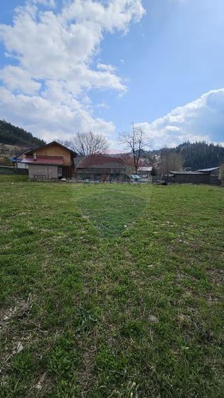 Teren 1,520mp Hangu / Strada Principala