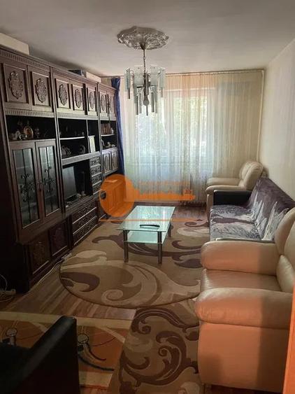 2 Camere Crangasi(Bloc Reabilitat-6 Minute de Metrou)