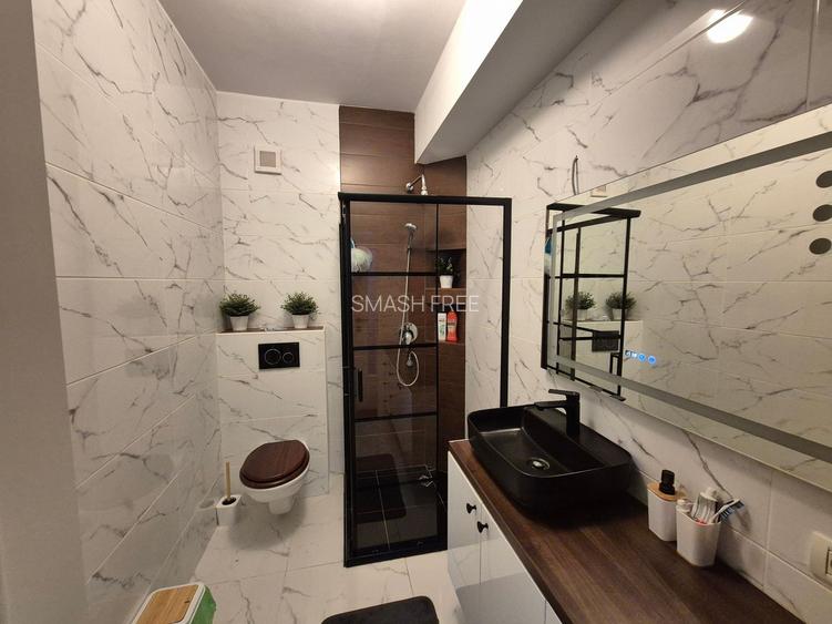 Penthouse 104,97 mp + 192,81 mp terase - piata Sudului