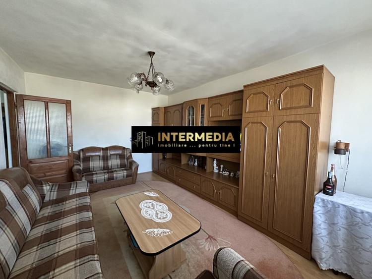 Apartement 2 Camere Decomandate 53 mp mobilat utilat balcon inchis view superb