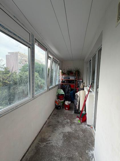 Apartament 3 camere-la 10 min. de metrou Piața Sudului