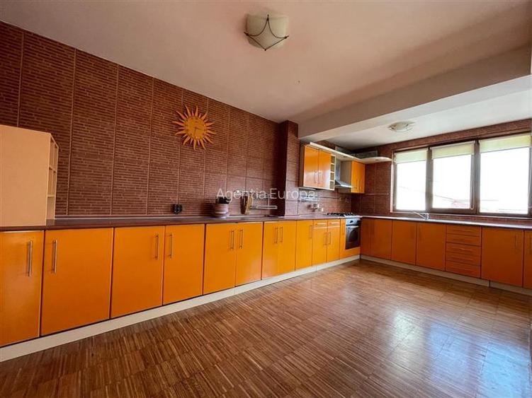 Vila  D+P+M de vanzare in zona Ultracentrala Tulcea - 12