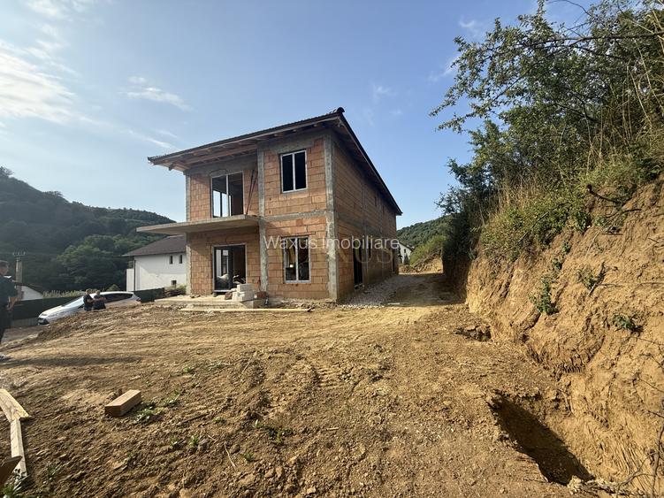 Duplex Semifinisat -SU 125 mp | ST 300 mp | 4 camere - Tautiului | Floresti - 2