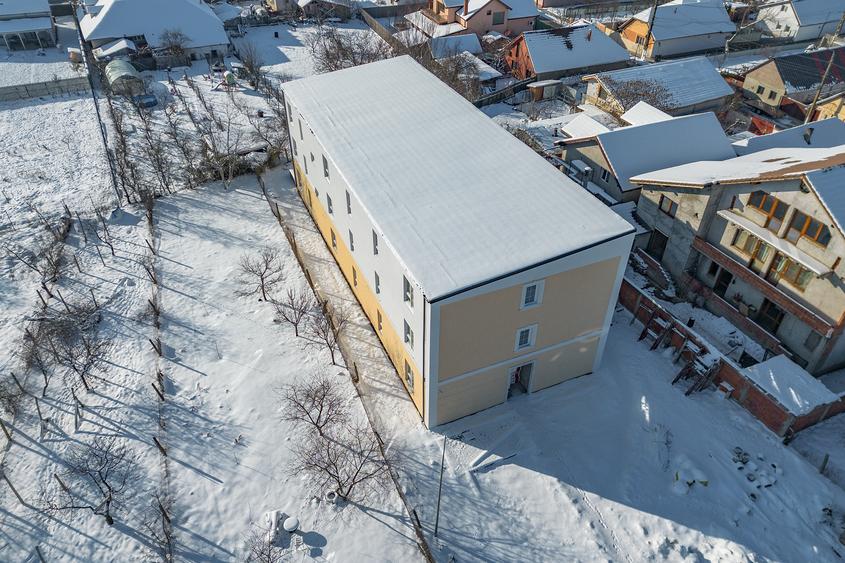 Clădire de închiriat – 800 mp utili – Giarmata, zonă centrală