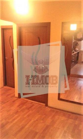 Apartament decomandat 4 camere 2 bai  Mihai Viteazu etaj 3