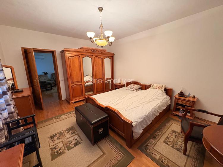 Casa Exclusivistă 9 Camere - Sector 1 - Sisesti - 722 mp. - 22