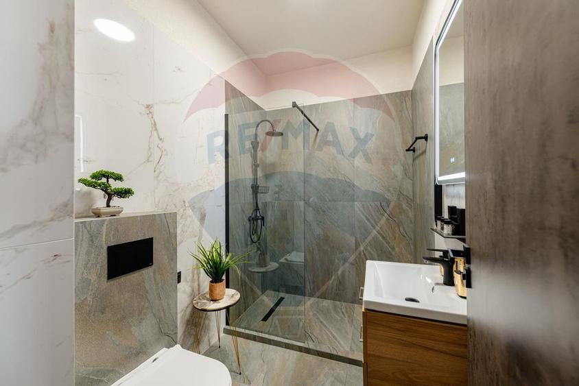 Apartament ultrafinisat cu 2 camere de inchiriat | Semicentral