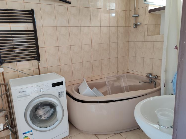 Apartament 3 camere mobilat si utilat zona Colinei