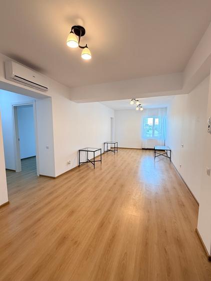 Unirii - 13 Septembrie/ Casa Poporului/ Hotelul Marriott / Bloc 2022-NEMOBILAT