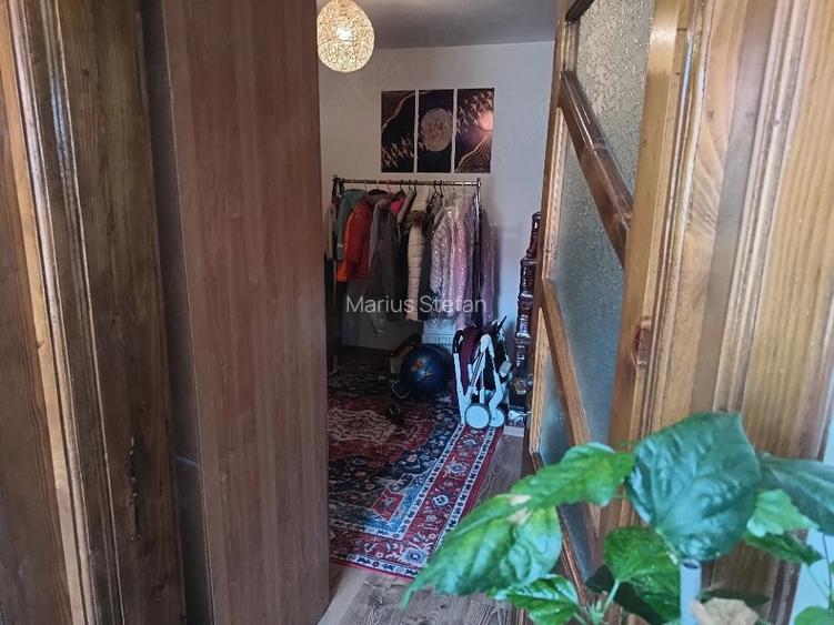 Casa cu 3 camere ,bucatarie,baie situata la 8,5 km de Selgros Craiova  - 6