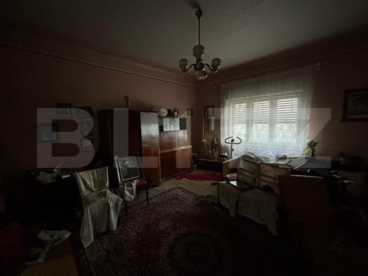 Casa de vanzare in suprafata de 100 mp localizata central in Simleul Silvaniei