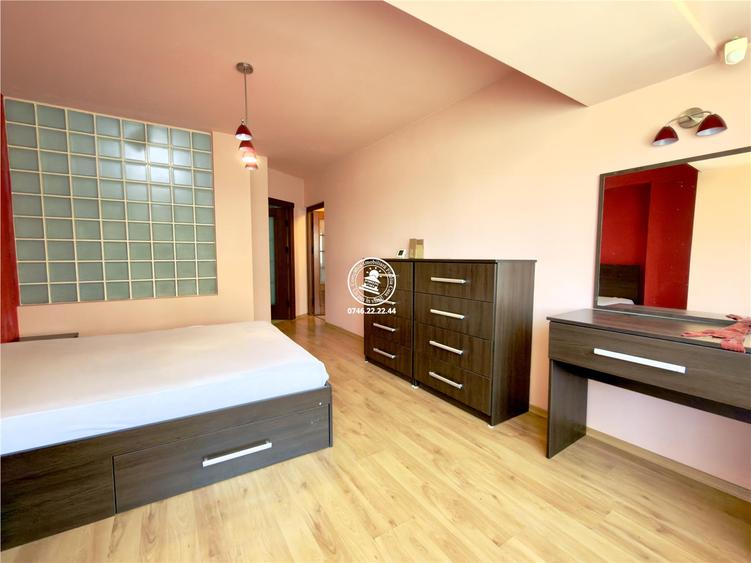 Apartament 3 camere Pacuarari 86mp intermediar