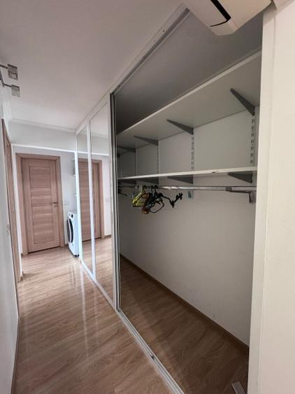 Vanzare apartament complet mobilat și utilat 3 camere rovine