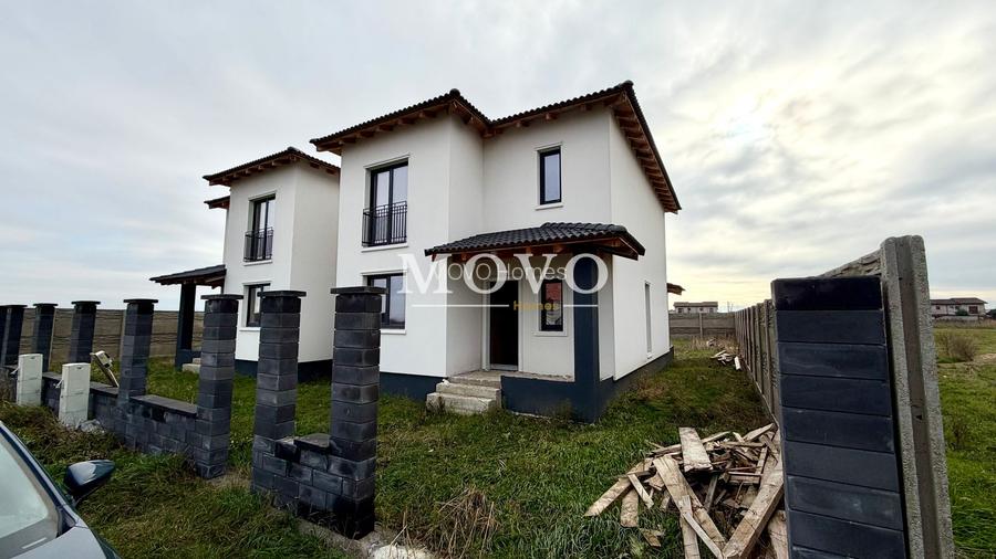 Duplex despartit | 4 camere | Asfalt si toate utilitatile | Zona excelenta