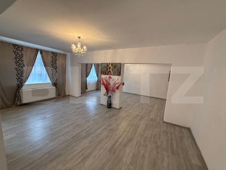 Spatiu comercial , open space 330mp ,orasul Cugir
