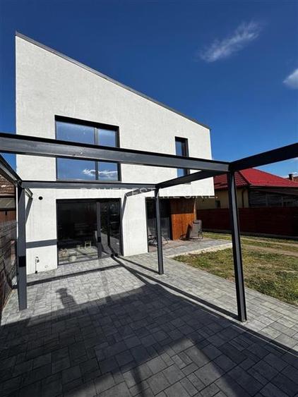Casa Individuală Parter +Etaj ,166 mp utili, teren 450 mp situata in Somese - 14