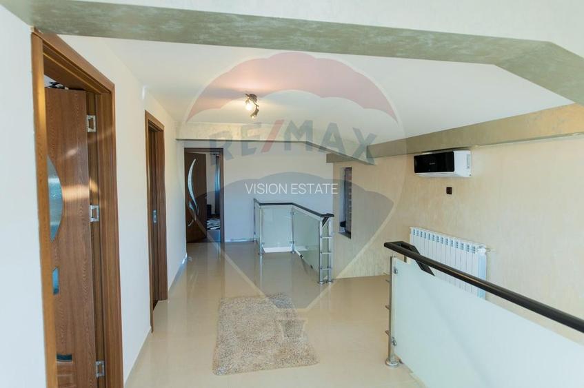 Casă / Vilă cu 5 camere de vânzare - 8