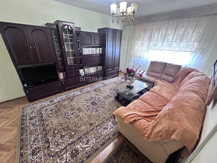 APARTAMENT 3 CAMERE I DECOMANDAT I 65 MP I MOBILAT CETATE BULEVARD - 4