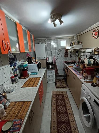 Casa 5 camere, teren 182 mp, zona Apollo-Plantelor