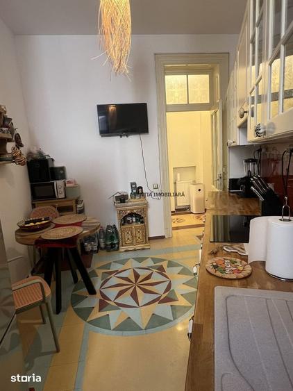Apartament boem 128 mp | 50 m de Cișmigiu | renovat integral | parcare