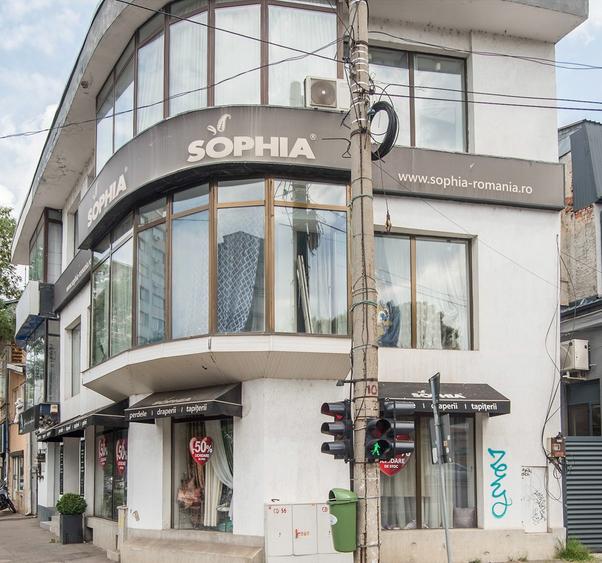 Dinicu Golescu/Stirbei Voda/Spatiu Comercial de Inchiriat/