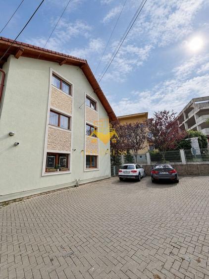 Duplex, Andrei Muresanul, 5 camere,Curte, Parcare,Grand Hill, Lidl,ELF