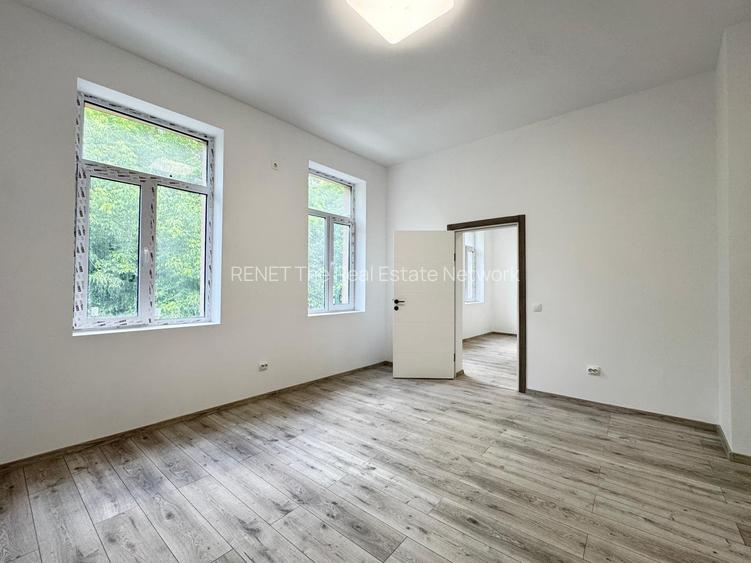 Spațiu renovat lângă Mitropolie | pretabil birouri | etaj 1 - 15