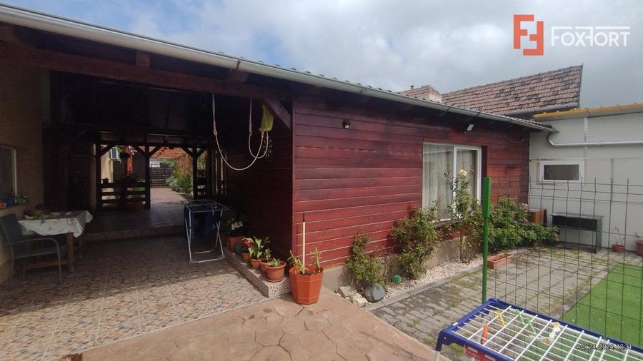 Casa individuala 3 camere, Sacalaz- Cabana cu Semineu