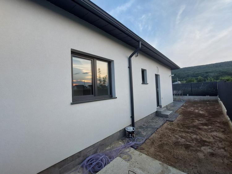 Casa noua in Hemeius